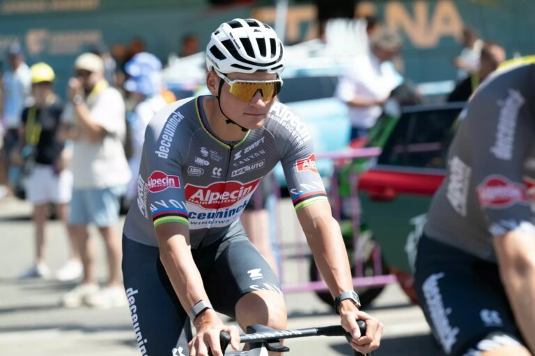 Van der Poel si ritira dal Tour de France per una polmonite