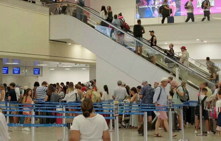L’Aeroporto Internazionale di Malta emette le linee guida per la gestione dei flussi