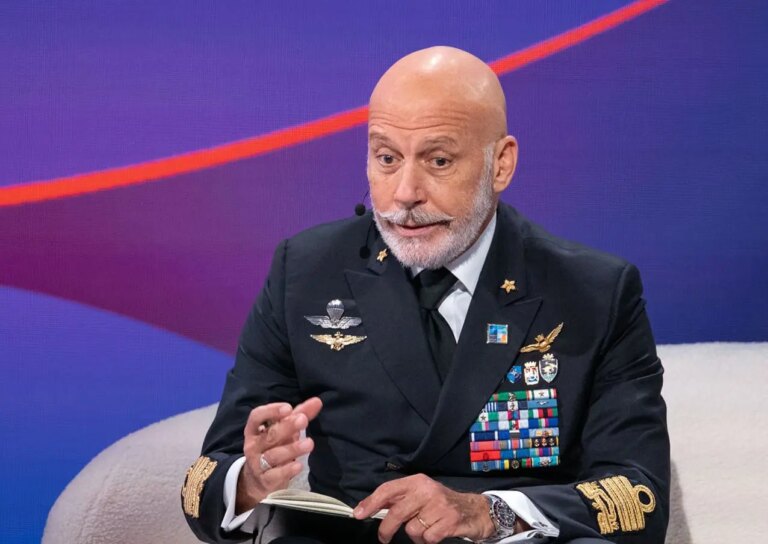 Ucraina, riunione dei capi di Stato maggiore della Nato. Cavo Dragone “Uniti per la pace”