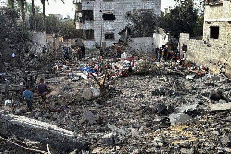 Gaza, media “Almeno 18 morti e decine di feriti negli ultimi attacchi israeliani”