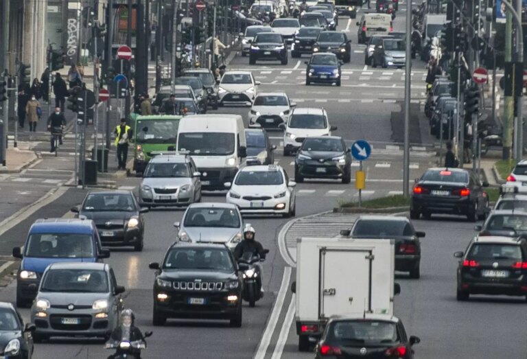 Nuovo Codice della Strada, in nove mesi in calo vittime (-7,8%) e incidenti (-1,5%)