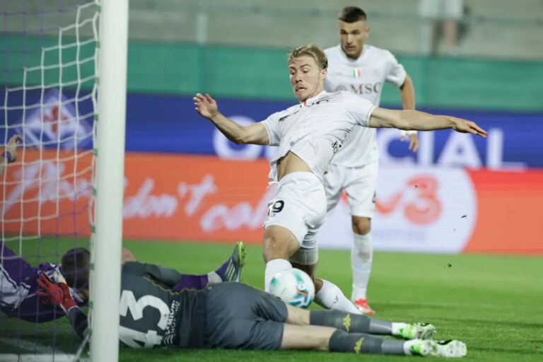 Il Napoli passa al “Franchi”, Fiorentina battuta 3-1