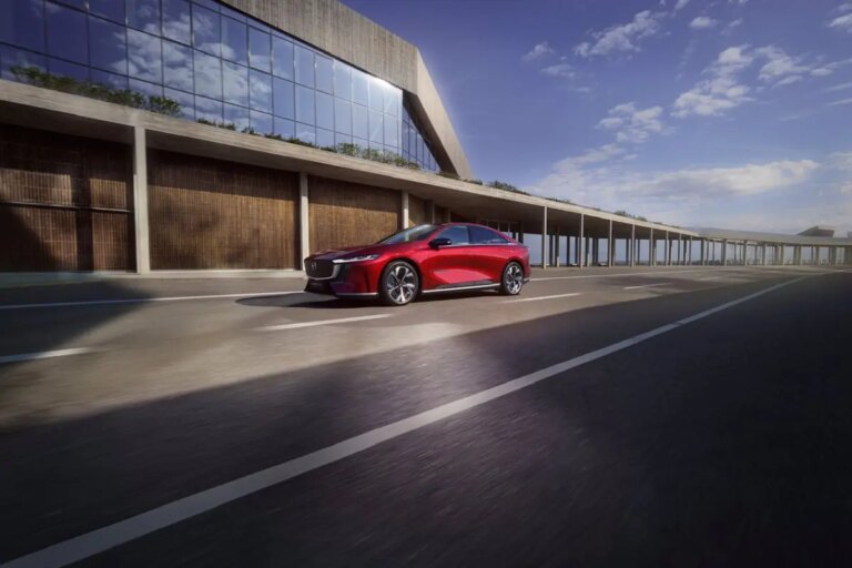 La nuova Mazda6e al Salone dell’Auto di Torino