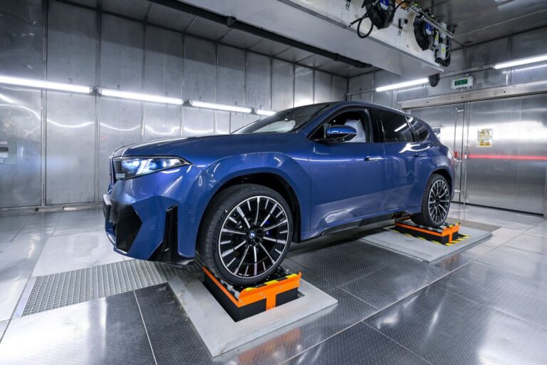 Via a fine ottobre a Debrecen alla produzione in serie della BMW iX3