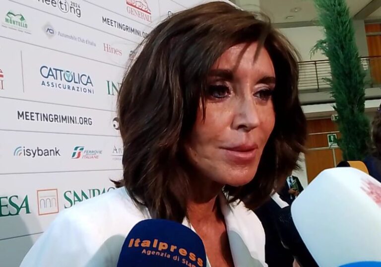 Bernini “Aggredire docenti è reato, non dissenso legittimo”