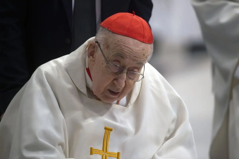 Il cardinale Ruini ricoverato al Policlinico Gemelli per accertamenti