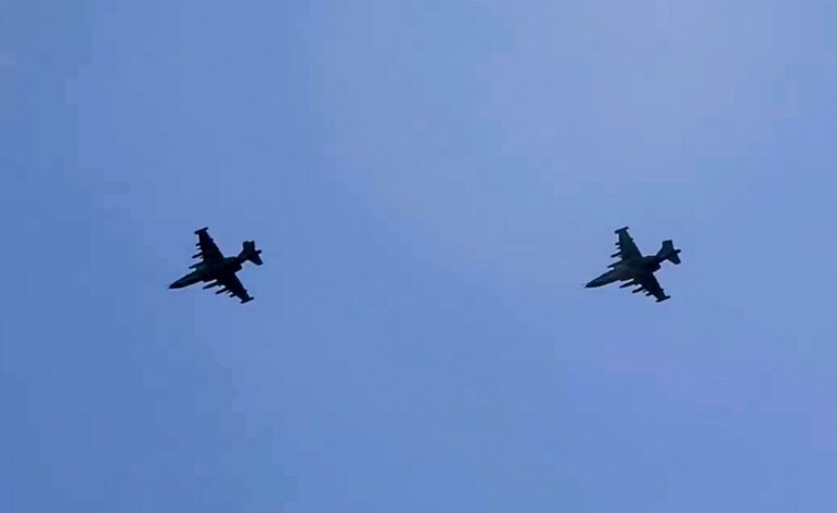 Tre jet russi violano lo spazio aereo dell’Estonia. Von der Leyen: “Risponderemo con determinazione”