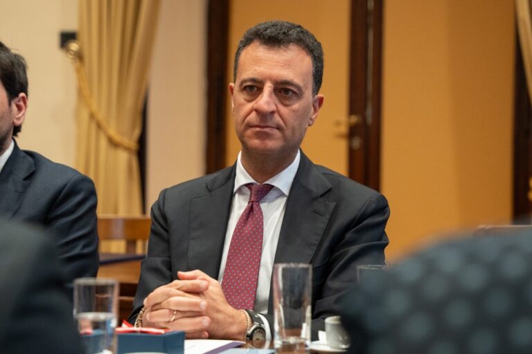 Minardo incontra a Montecitorio il Sim Carabinieri