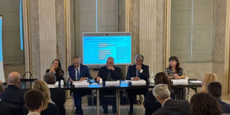 Intesa Sp, benefici sociali triplicati da finanziamenti al Terzo Settore