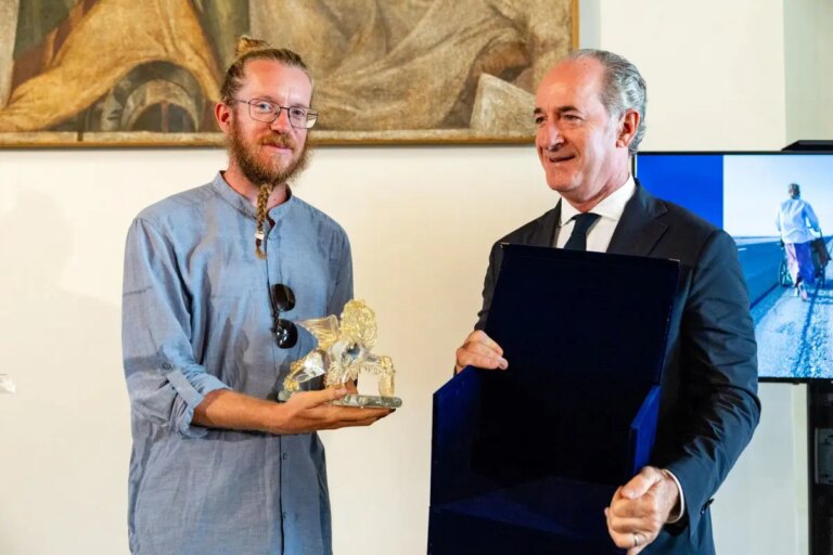 Zaia consegna il Leone di Vetro a Nicolò Guarrera, Pieroad