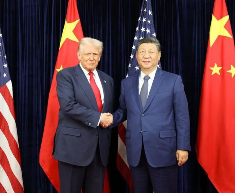 Cina: il presidente Xi incontra Trump a Busan, in ROK (1)