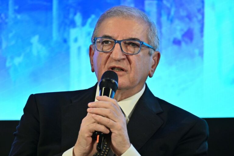 Foti “Raggiunto il 54% degli obiettivi del Pnrr. Banche? Confronto, ma la prudenza è fondamentale”