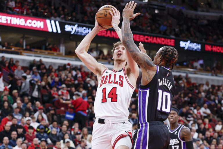 Bulls ancora imbattuti, i Celtics piegano i Cavaliers nella notte Nba