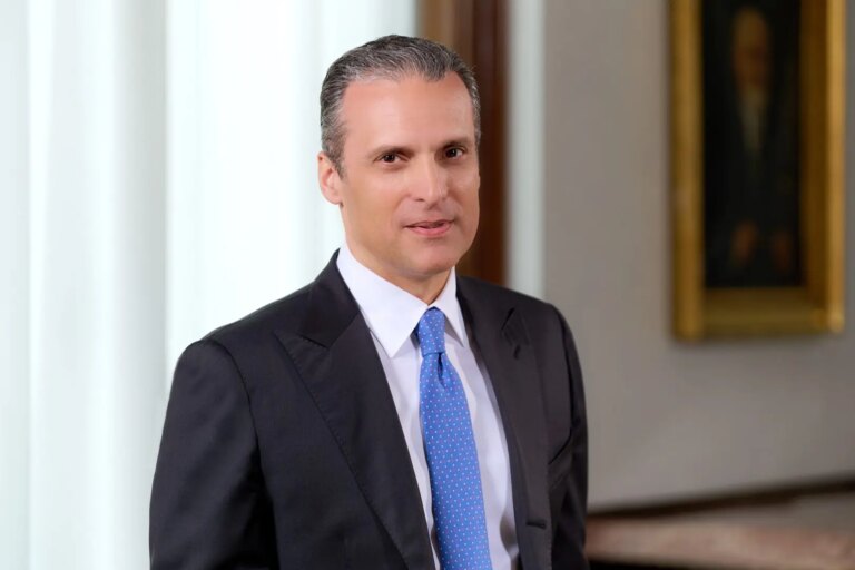 Intesa Sanpaolo protagonista negli Usa con operazioni pari a circa 50 miliardi di dollari