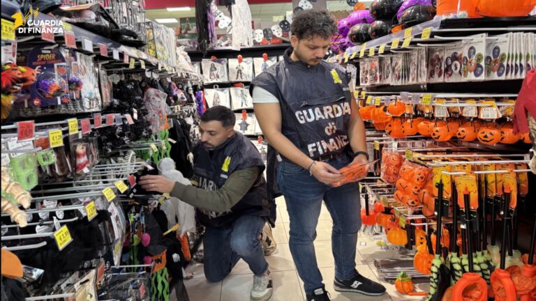 Sequestrati in Brianza 155 mila articoli contraffatti o non sicuri per la festa di Halloween