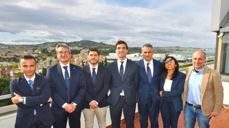 Marche, il presidente Acquaroli presenta la nuova Giunta