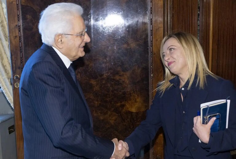 Meloni incontra Mattarella “Nessuno scontro con il Quirinale, ma rammarico per le parole di Garofani”