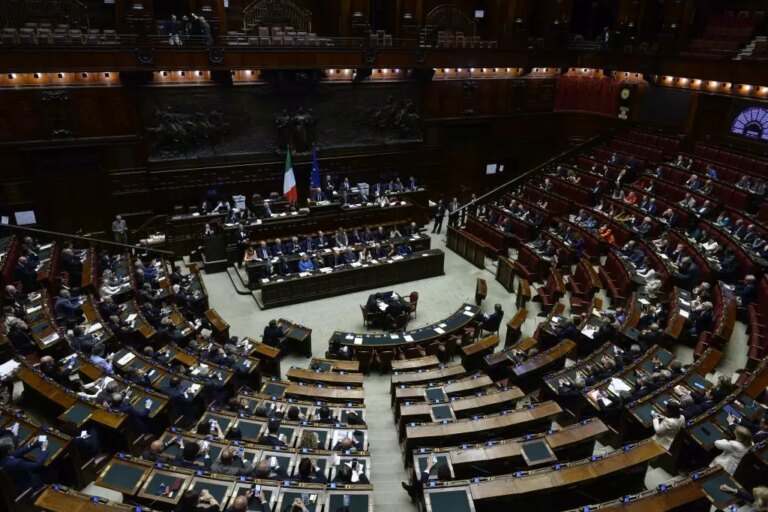 Violenza sulle donne, via libera unanime della Camera alla proposta di legge sul consenso