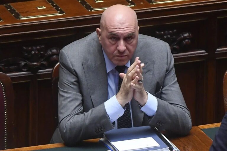 Ucraina, Crosetto “Dall’Italia 100 milioni di aiuti civili a Kiev”