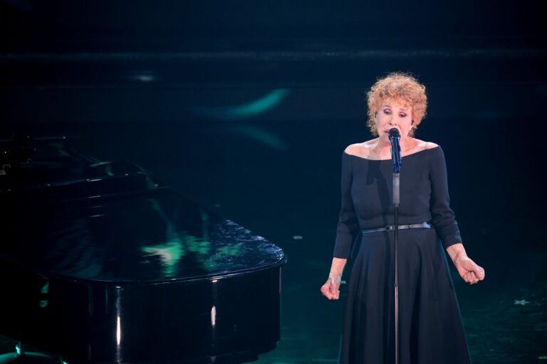 Addio a Ornella Vanoni, leggenda della musica italiana