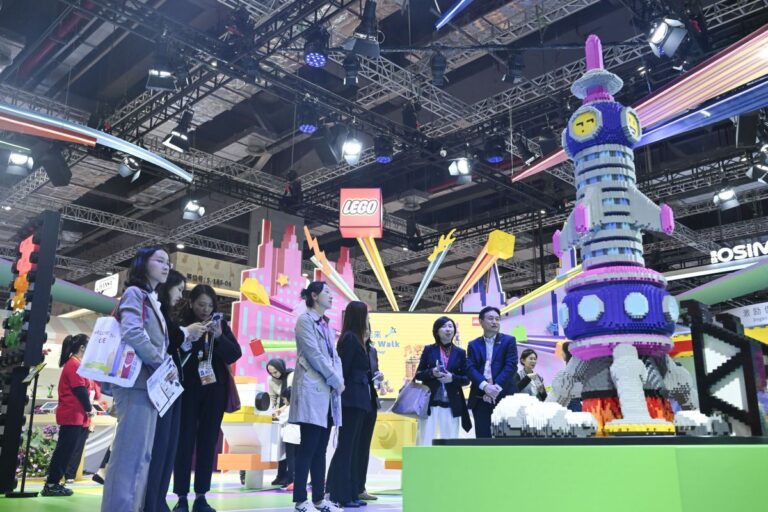 Cina: diverse aziende mantengono piena presenza per otto edizioni CIIE (2)
