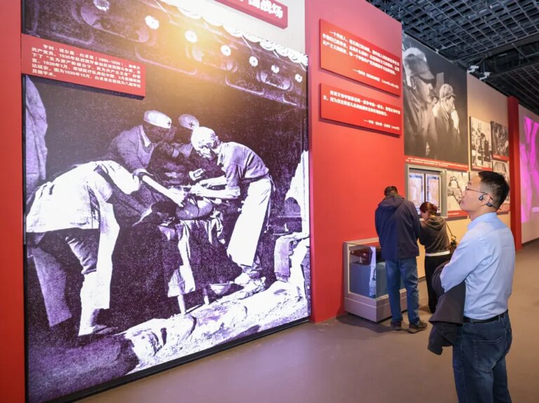 Mostra a Pechino rende omaggio alla lotta antifascista di Cina e Spagna (3)