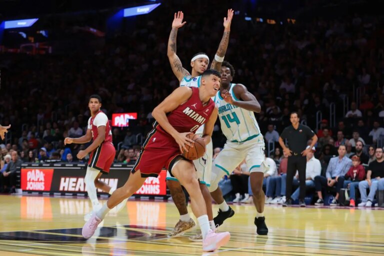 Nba, vincono i Miami Heat di Fontecchio e i Denver Nuggets
