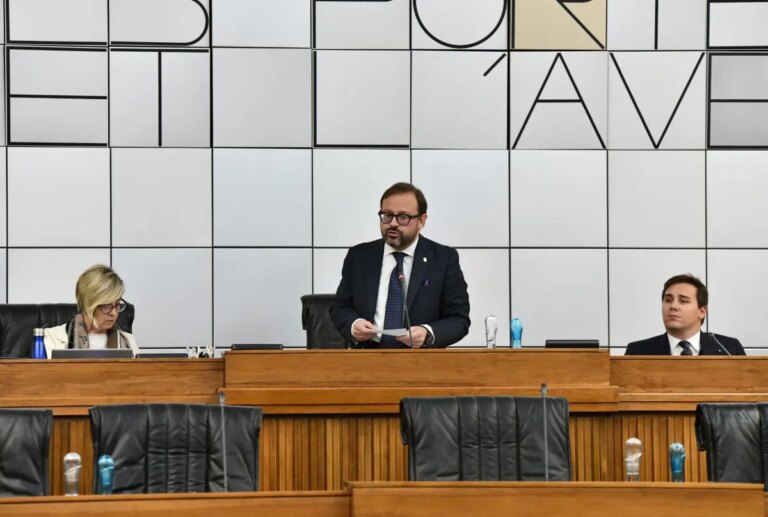 Stefano Aggravi eletto Presidente del Consiglio regionale della Valle d’Aosta