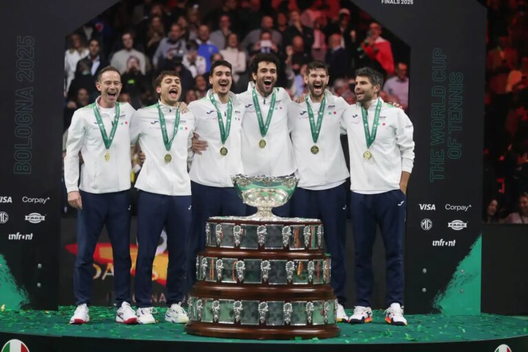 Italia nella leggenda, la Coppa Davis è azzurra per il terzo anno di fila