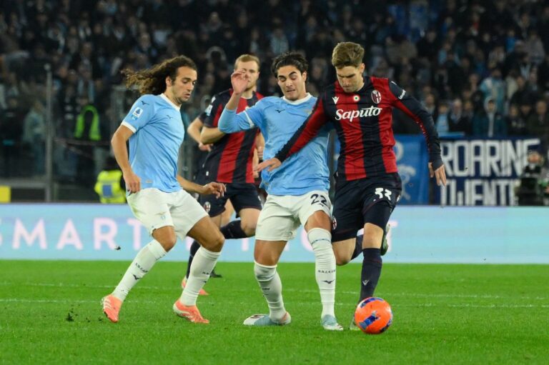 Lazio-Bologna 1-1, Isaksen illude i biancocelesti, Odgaard risponde