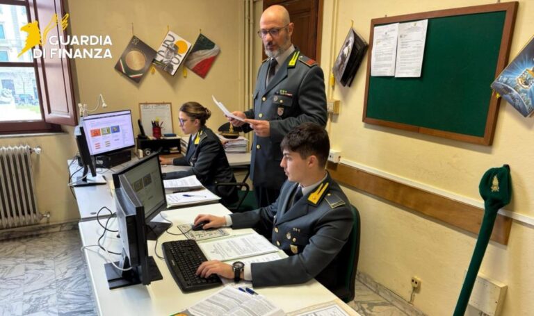 Sequestro beni per 400 mila euro a famiglia di imprenditori della nautica a Lucca