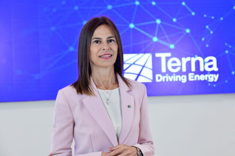 Record per Terna, cavo del Tyrrhenian Link installato a 2.150 metri di profondità