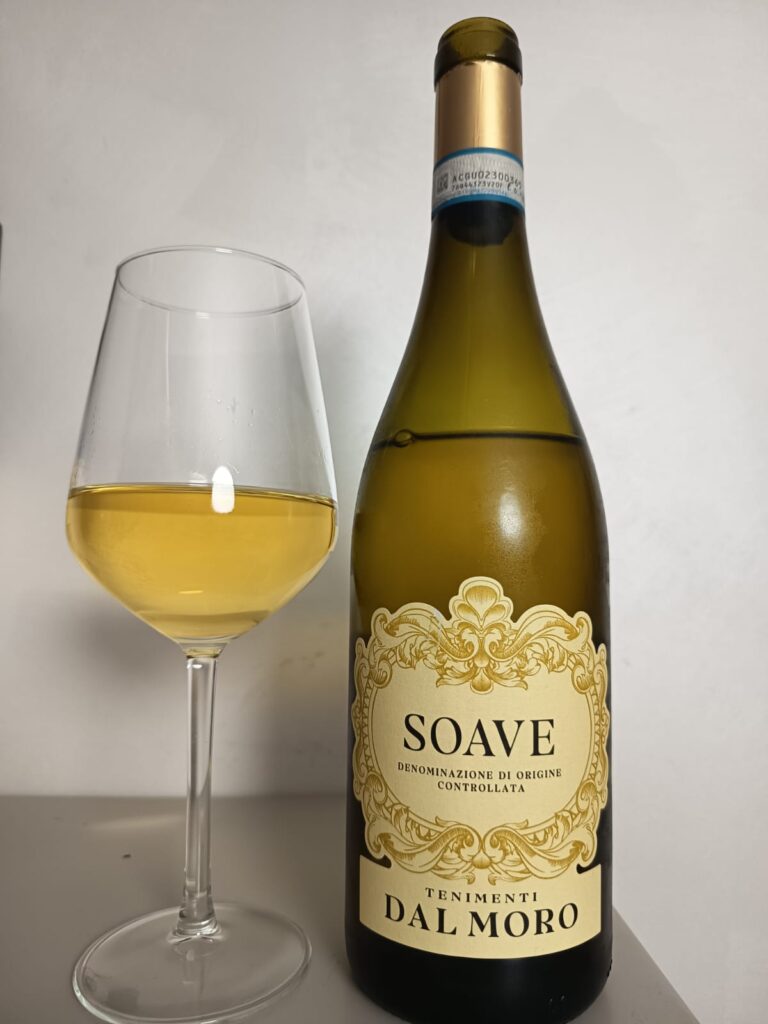Dalle colline veronesi alle Langhe: quando le dolci alture offrono paesaggi e vini memorabili