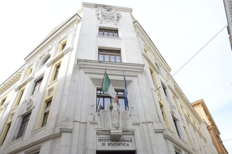 Conti pubblici, nel terzo trimestre 2025 deficit/Pil al 3,4%, scende la pressione fiscale