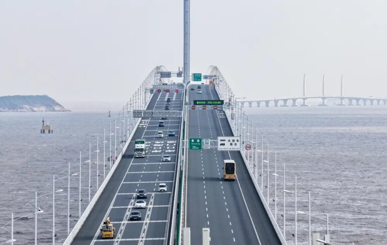 Cina: ponte Hong Kong-Zhuhai-Macao ha gestito oltre 100 mln transiti dal 2008 (3)