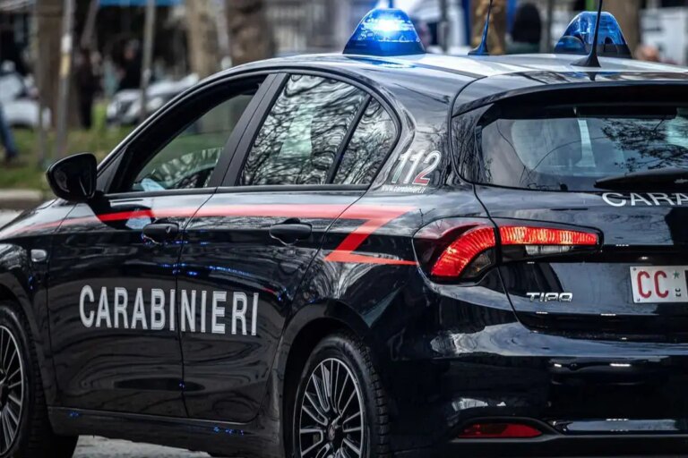 Tentato omicidio di un sacerdote missionario a Modena, fermato un 29enne