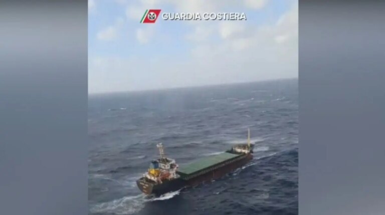 Operazione della Guardia Costiera al largo della Toscana, soccorsa la nave “Master Nasser”