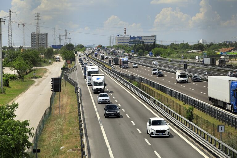 A4, lavori tra Peschiera e Sirmione: due corsie verso Milano per tutto il weekend