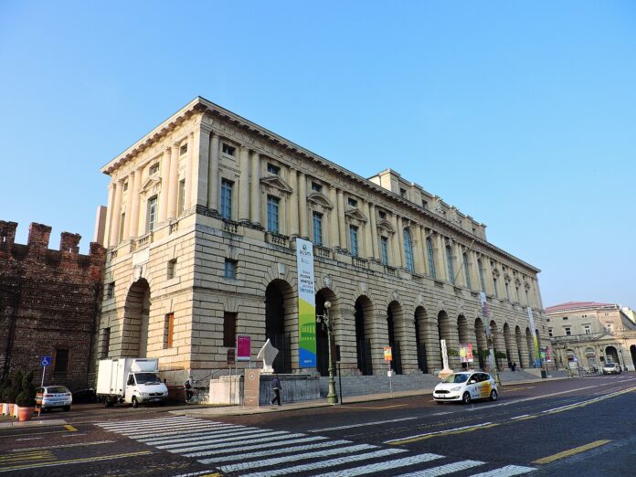 Palazzo della Gran Guardia a Verona, sede dell’Incontro ACLI sul lavoro