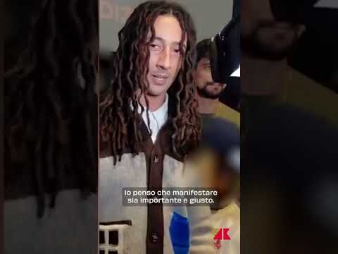 Ghali sugli scontri a Milano: “Ascoltiamo i giovani, non distraiamoci”